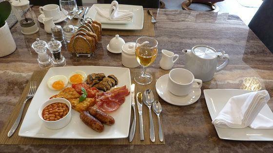 Prestbury Bed & Breakfast Солсбери Экстерьер фото